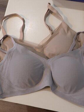2 Honeylove Size Large Silhouette Bras Nude and Gray T-shirt bra